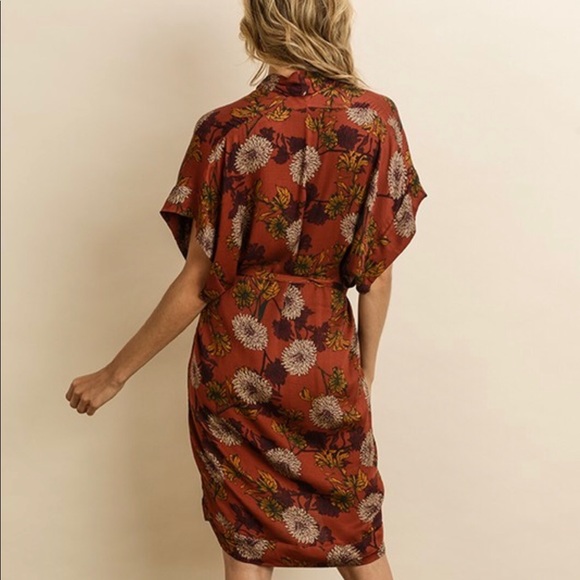 Autumn Kimono Sleeve Dress in Rust - Picture 4 of 7
